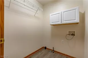 5813 Cleveland Massillon Rd, Barberton, OH 44203 - Photo 12