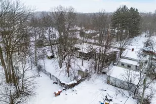 7202 Woodland Ave, Chagrin Falls, OH 44023 - Photo 8