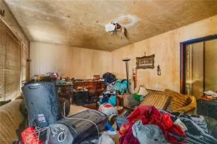 7202 Woodland Ave, Chagrin Falls, OH 44023 - Photo 6