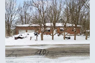 7202 Woodland Avenue, Chagrin Falls, OH 44023 - Photo 1