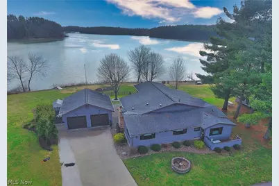 1251 Arrowhead Drive SW, Dellroy, OH 44620 - Photo 1