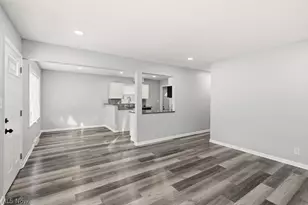 801 Triplett Blvd, Akron, OH 44306 - Photo 18