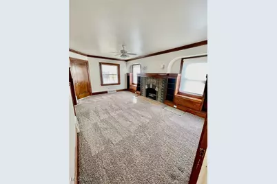 19031 Locherie Avenue, Euclid, OH 44119 - Photo 2