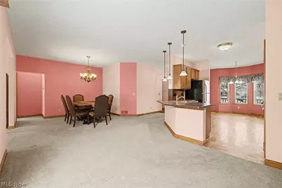 10304 Honeysuckle Lane, Grandview Heights, OH 44147 - Photo 10