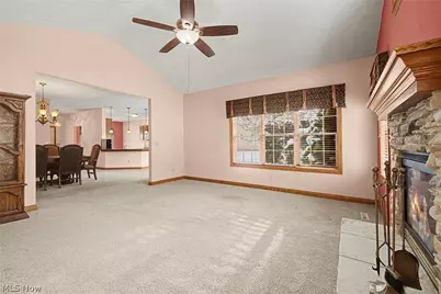 10304 Honeysuckle Lane, Grandview Heights, OH 44147 - Photo 12