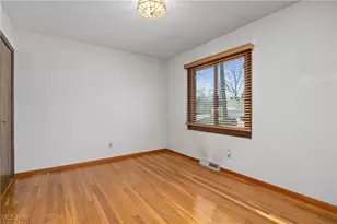 105 Northwood Hollow Ct, Amherst, OH 44001 - Photo 18