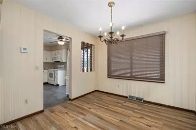 105 Northwood Hollow Court, Amherst, OH 44001 - Photo 10