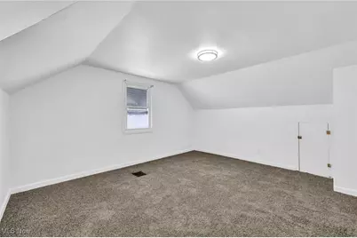 5100 Erwin Street, Maple Heights, OH 44137 - Photo 18
