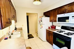 359 Quarry Ln Dr SW, Howland, OH 44483 - Photo 4