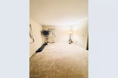 359 Quarry Lane Drive SW, Howland, OH 44483 - Photo 18