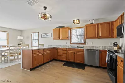 28196 Hartley Road, Beloit, OH 44609 - Photo 6