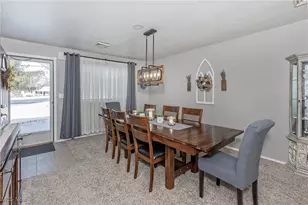 543 Sherwood Dr, Aurora, OH 44202 - Photo 4