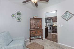 543 Sherwood Dr, Aurora, OH 44202 - Photo 8