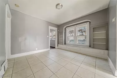 12521 Locke Avenue, Loveland, OH 44108 - Photo 10
