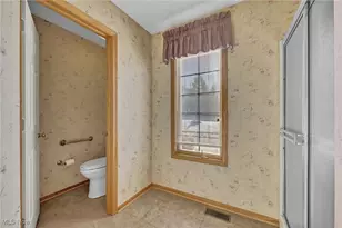 765 Ravenhill Rd, Northfield, OH 44067 - Photo 16