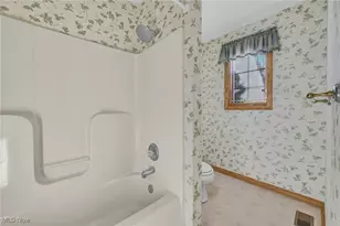 765 Ravenhill Rd, Northfield, OH 44067 - Photo 28