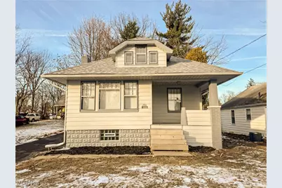196 Maywood Drive, Youngstown, OH 44512 - Photo 1