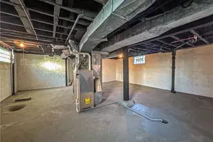 196 Maywood Dr, Youngstown, OH 44512 - Photo 24