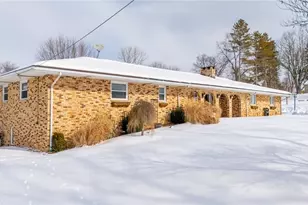 71 Trails End, Toronto, OH 43964 - Photo 8