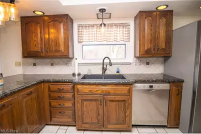 71 Trails End, Toronto, OH 43964 - Photo 24