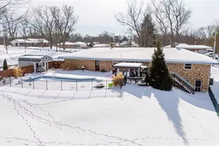 71 Trails End, Toronto, OH 43964 - Photo 10