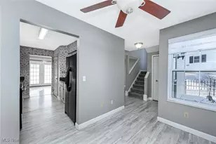 7121 W Cross Creek Trail, Brecksville, OH 44141 - Photo 8