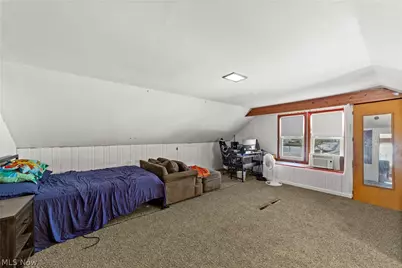 1028 Foster Avenue, Elyria, OH 44035 - Photo 24