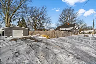 1028 Foster Ave, Elyria, OH 44035 - Photo 26