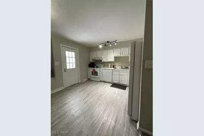 37374 Euclid Avenue, Willoughby, OH 44094 - Photo 8