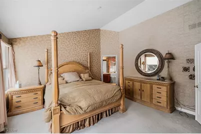 421 Carrington Lane, Grandview Heights, OH 44147 - Photo 24