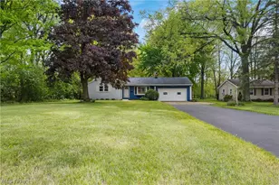 5425 Sheridan Rd, Youngstown, OH 44514 - Photo 2