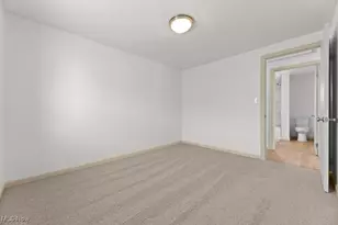 961 Crestline Dr, Akron, OH 44312 - Photo 30