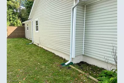 961 Crestline Drive, Akron, OH 44312 - Photo 40