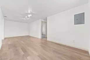 961 Crestline Dr, Akron, OH 44312 - Photo 24