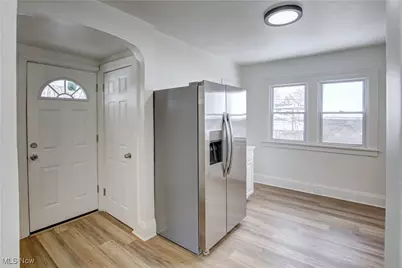 19901 Pawnee Avenue, Loveland, OH 44119 - Photo 16