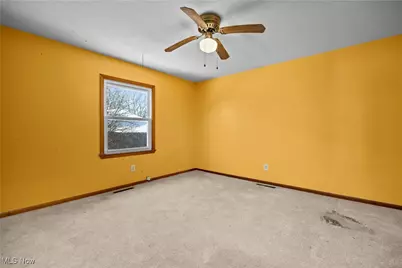 14015 W Lake Road, Vermilion, OH 44089 - Photo 38