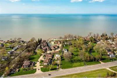 14015 W Lake Road, Vermilion, OH 44089 - Photo 2