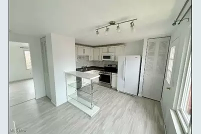 7507 Essex Drive, Mentor, OH 44060 - Photo 6