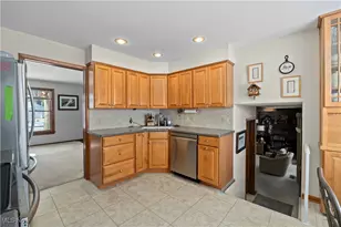 707 Lincoln St, Amherst, OH 44001 - Photo 8