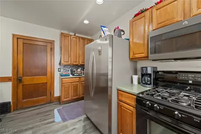 1685 E 36th Street, Lorain, OH 44055 - Photo 12