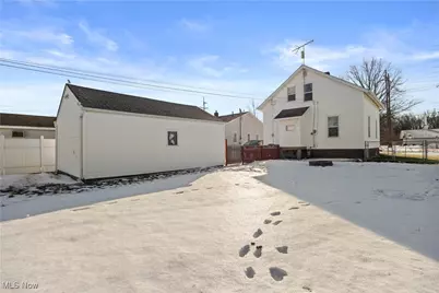 1685 E 36th Street, Lorain, OH 44055 - Photo 36