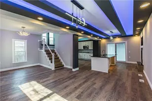 817 Raymond St, Akron, OH 44307 - Photo 12