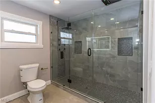 817 Raymond St, Akron, OH 44307 - Photo 26