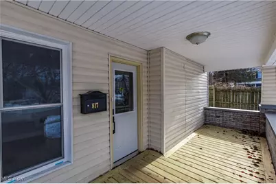 817 Raymond Street, Akron, OH 44307 - Photo 2