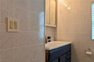 122 13th St NE, New Philadelphia, OH 44663 - Photo 12