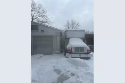 418 E Cuyahoga Falls Avenue, Akron, OH 44310 - Photo 4