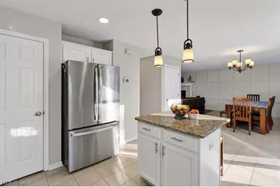 7477 Ludwin Drive, Green Hills, OH 44131 - Photo 14