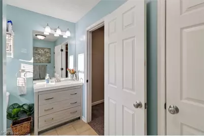 7477 Ludwin Drive, Green Hills, OH 44131 - Photo 32