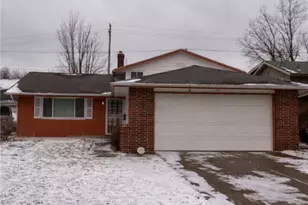 1114 E 167th St, Loveland, OH 44110 - Photo 1
