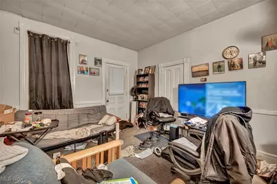 317 West Avenue, Elyria, OH 44035 - Photo 16